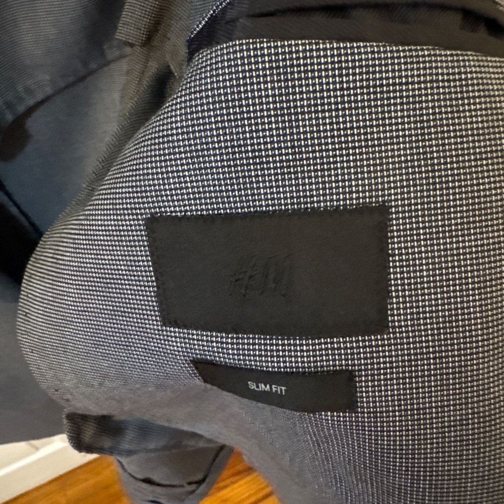 H&M | Men’s Blazer (38R) - Slim Fit - Blue - Picture 10 of 11